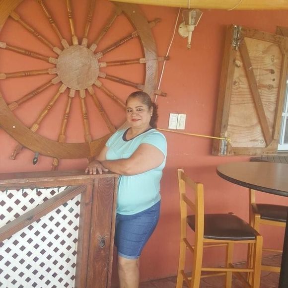 Meet your Posher, Ruth - Picture 1 of 1